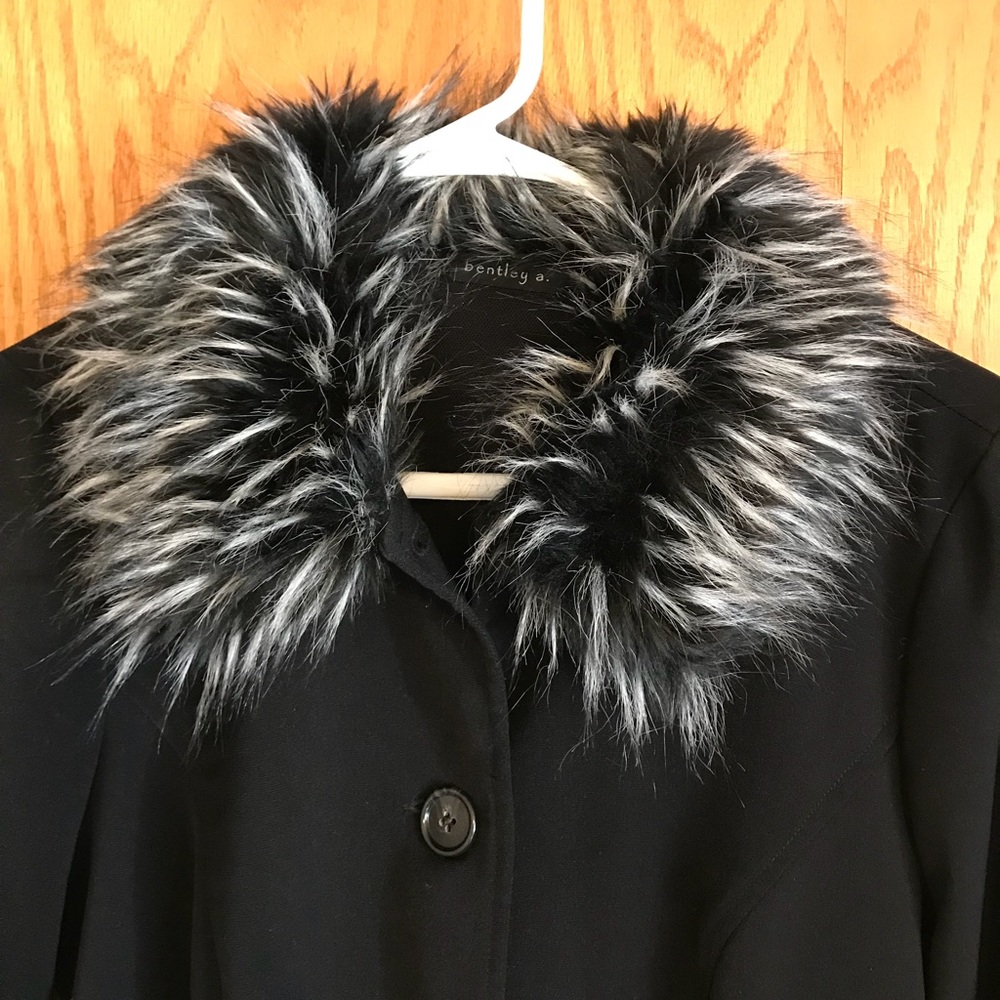Formal winter coat with fur collar